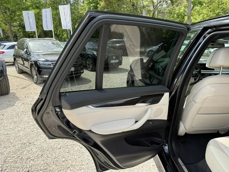 BMW X5 F15 15