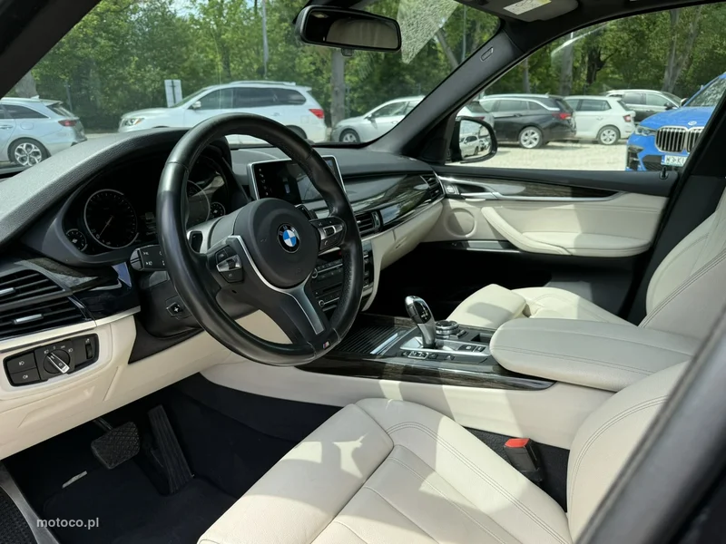BMW X5 F15 10