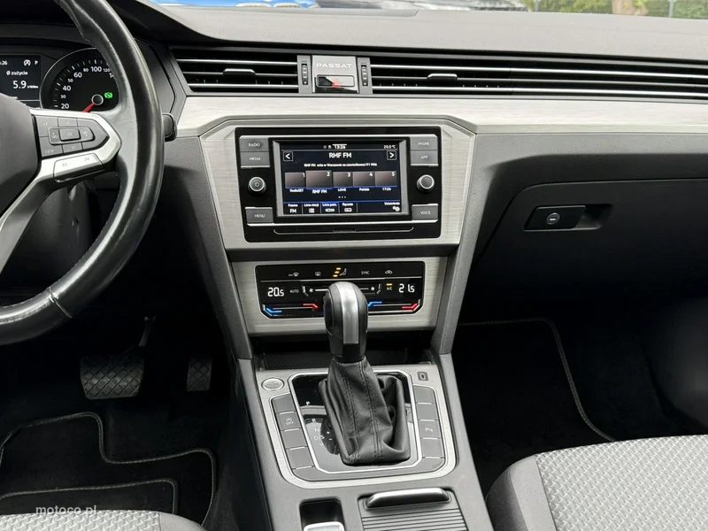 Volkswagen Passat B8 21