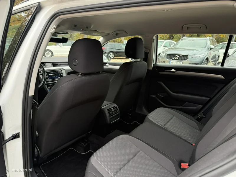 Volkswagen Passat B8 14