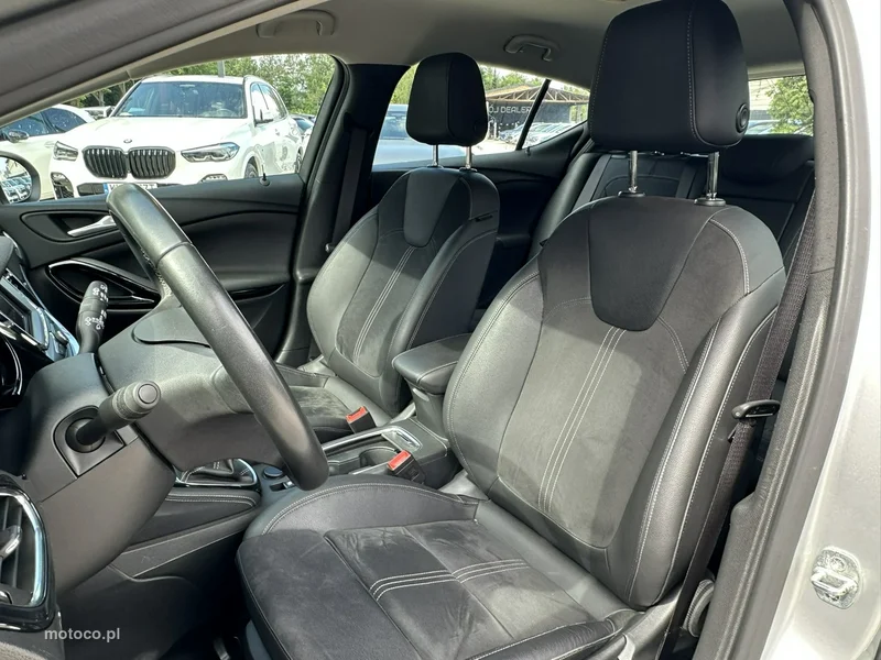 Opel Astra K 12