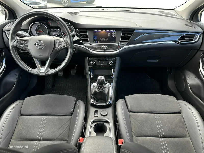 Opel Astra K 19