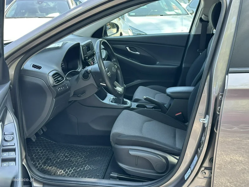 Hyundai i30 12