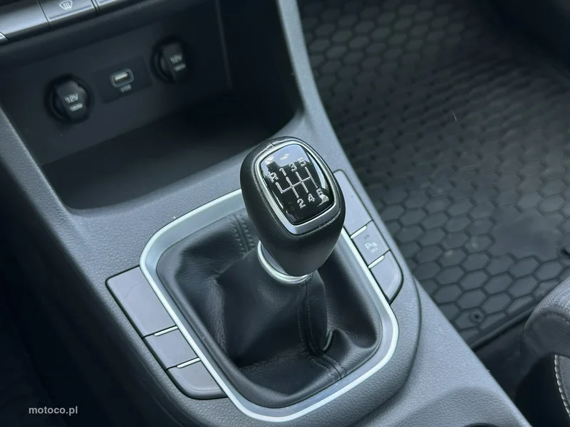 Hyundai i30 25