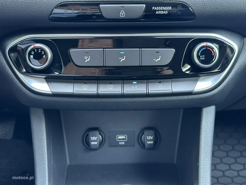 Hyundai i30 26