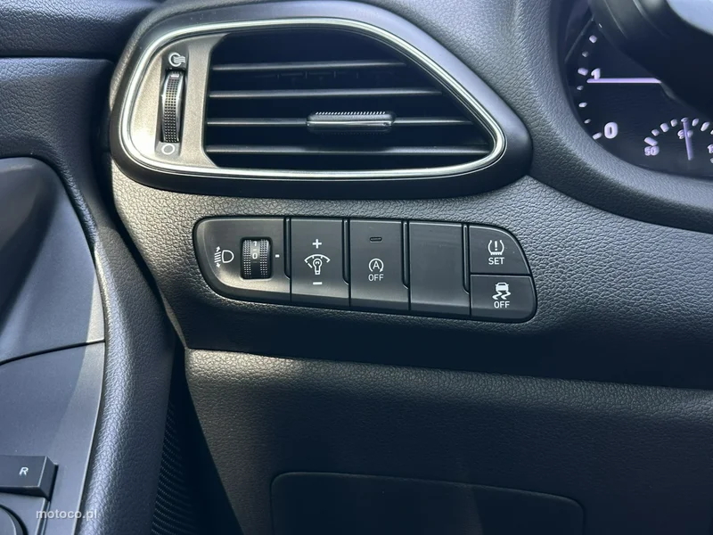 Hyundai i30 28