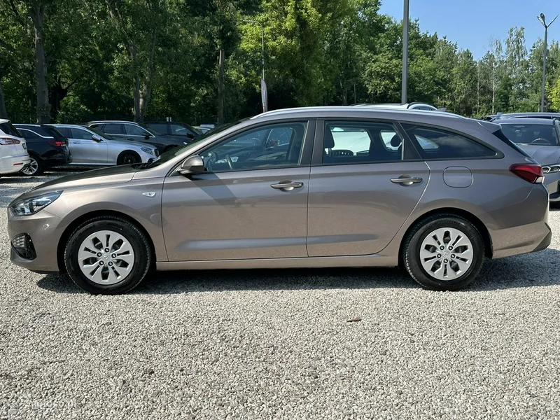 Hyundai i30 4