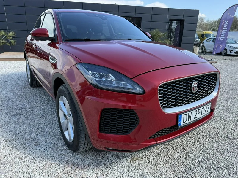 Jaguar E-Pace 2