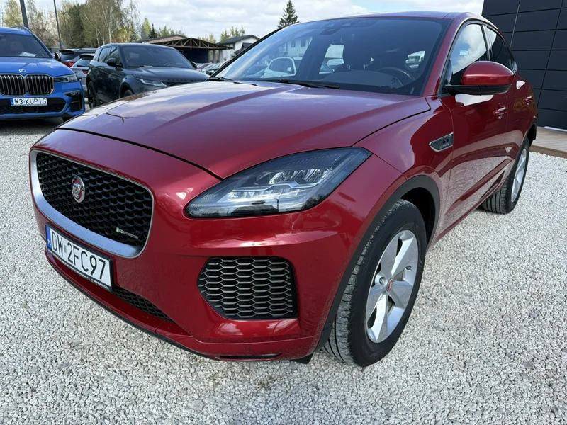 Jaguar E-Pace 6