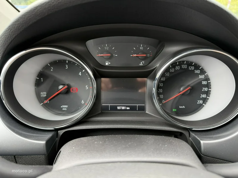 Opel Astra K 8