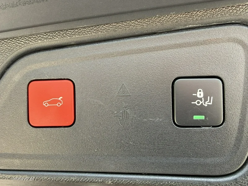 Peugeot 3008 16