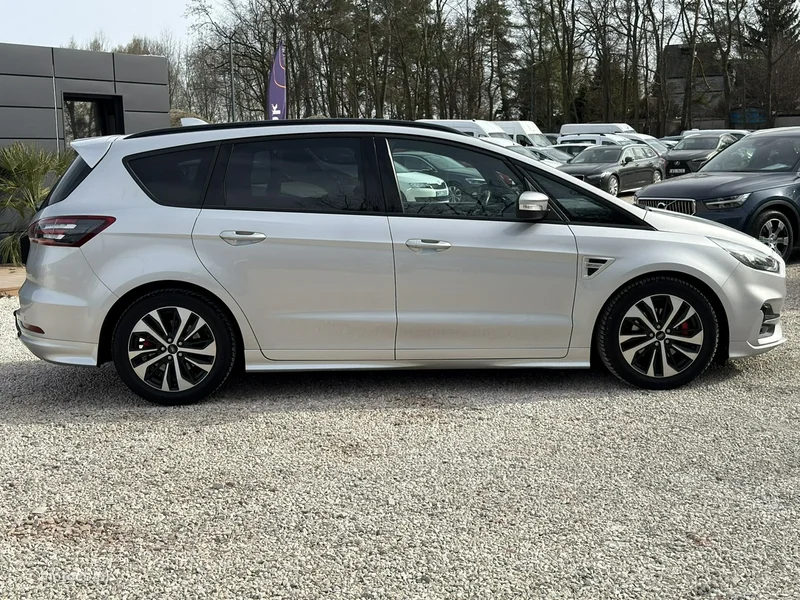 Ford S-Max II 3