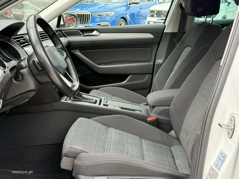 Volkswagen Passat B8 12