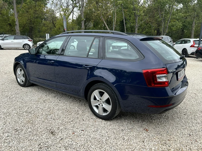 Skoda Octavia III 22