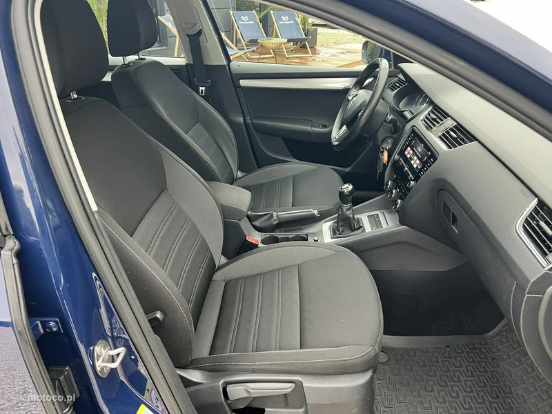 Skoda Octavia III 25