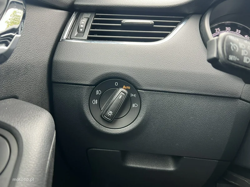 Skoda Octavia III 9