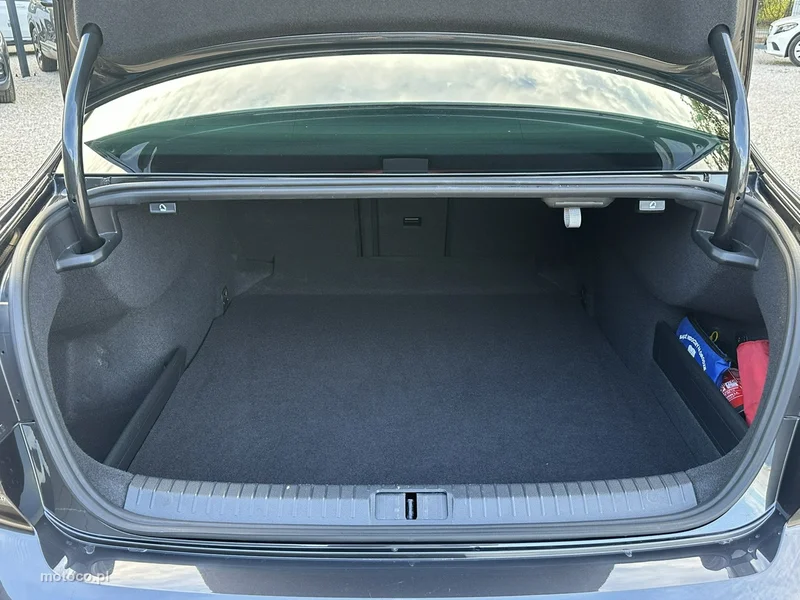 Volkswagen Passat B8 11