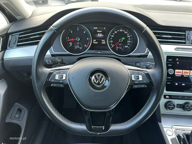 Volkswagen Passat B8 27