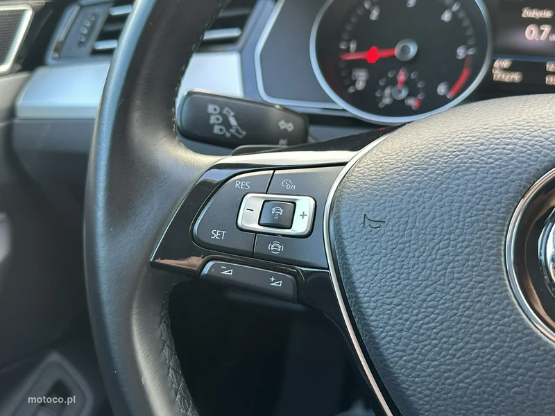 Volkswagen Passat B8 37