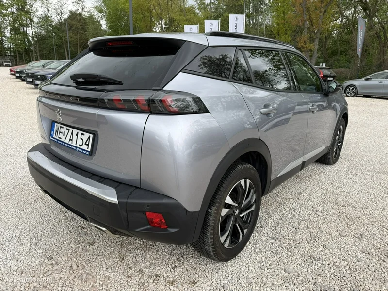 Peugeot 2008 13