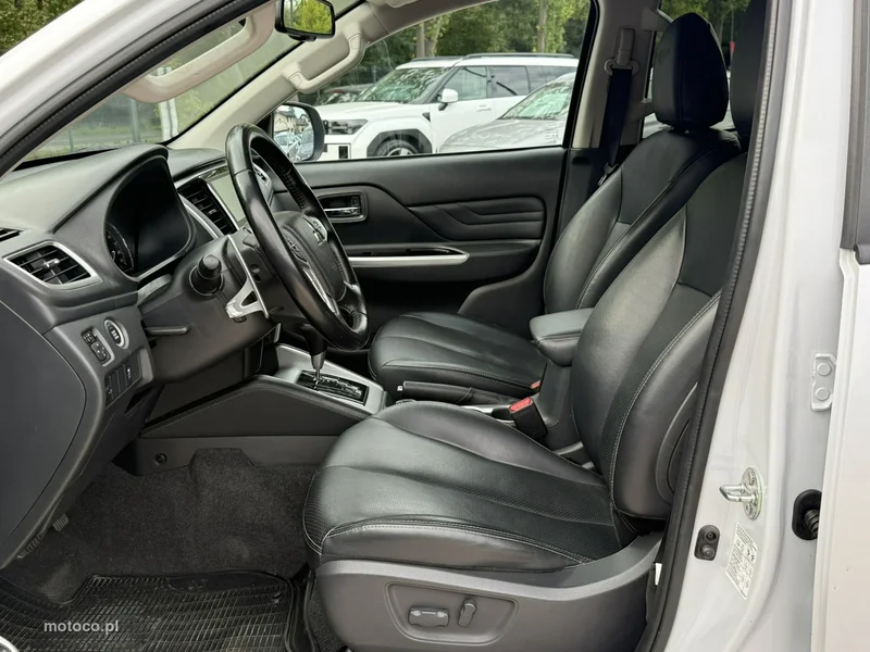 Mitsubishi L200 11