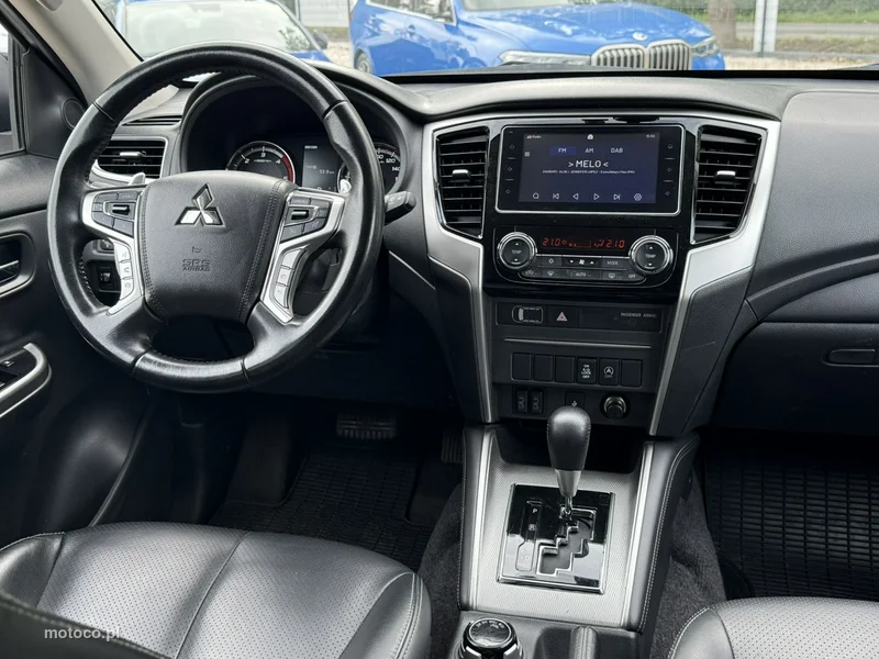 Mitsubishi L200 22