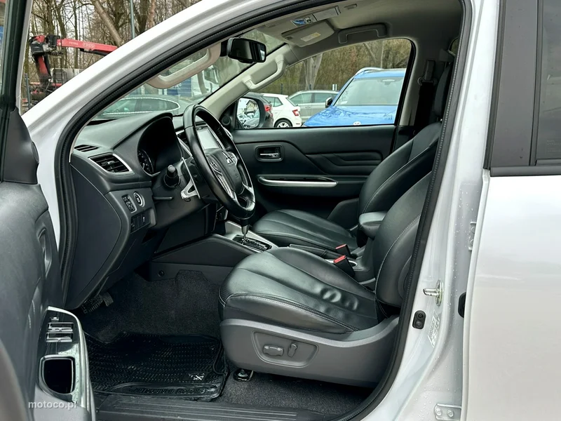 Mitsubishi L200 11