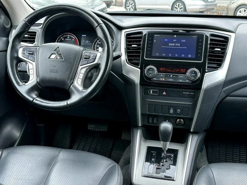 Mitsubishi L200 21