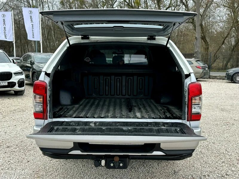 Mitsubishi L200 9