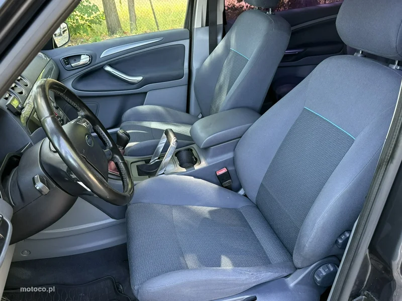 Ford S-Max I 12