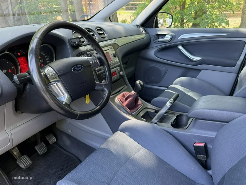 Ford S-Max I 10