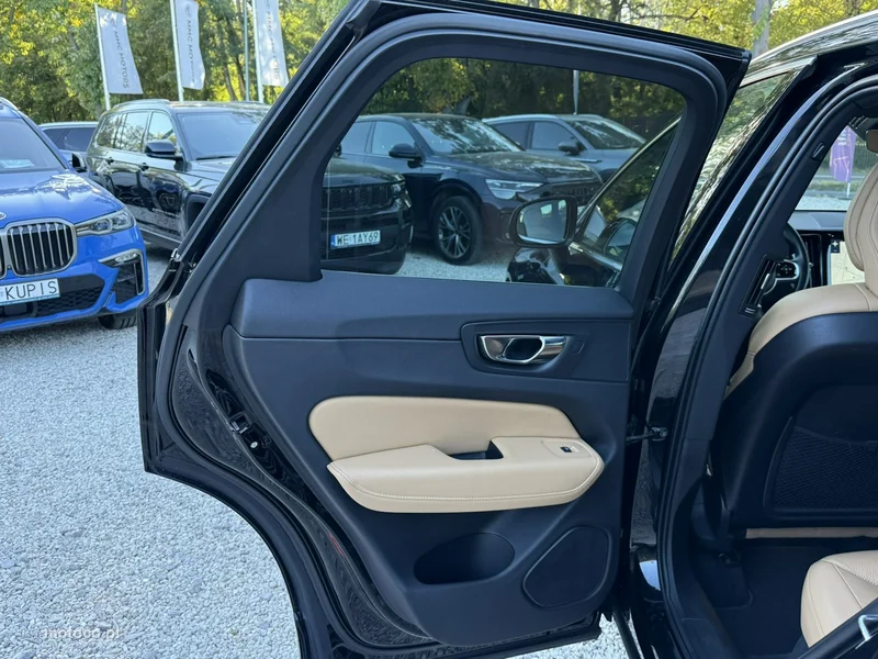 Volvo XC 60 15