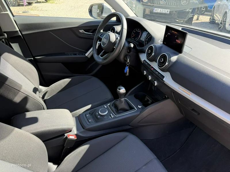 Audi Q2 25