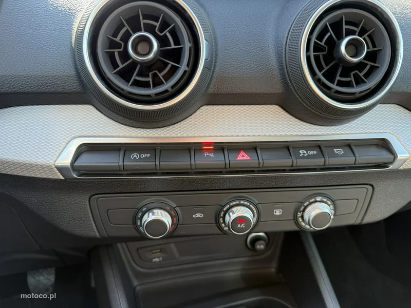 Audi Q2 9