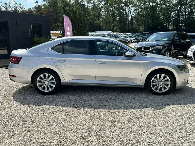 Skoda Superb III 8