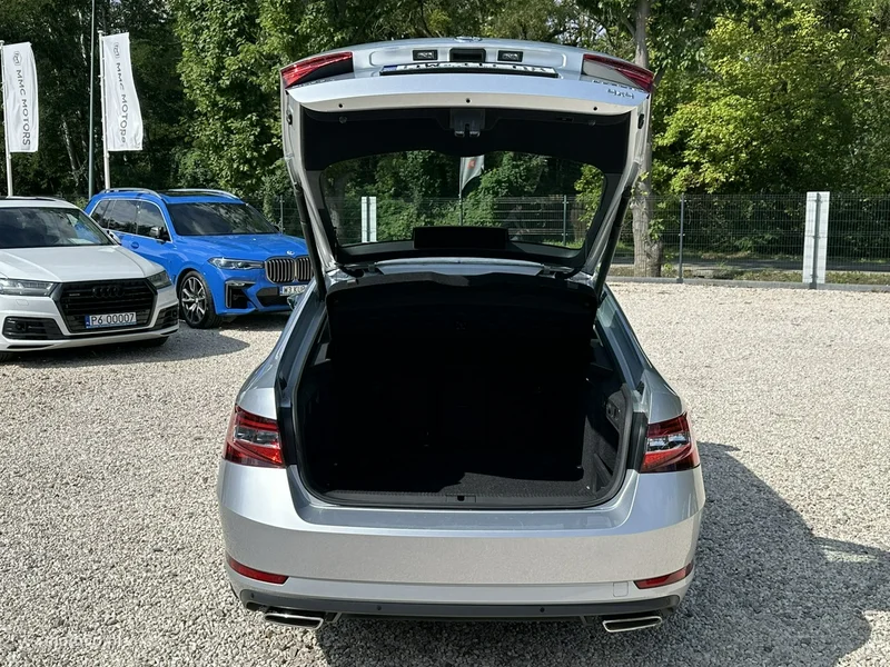 Skoda Superb III 9