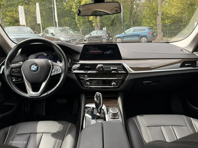 BMW Seria 5 G30 530 19