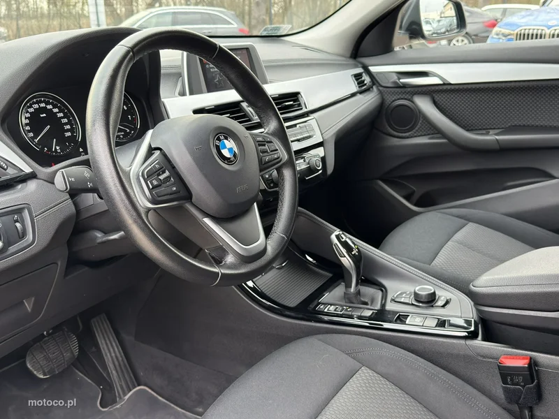 BMW X2 F39 10