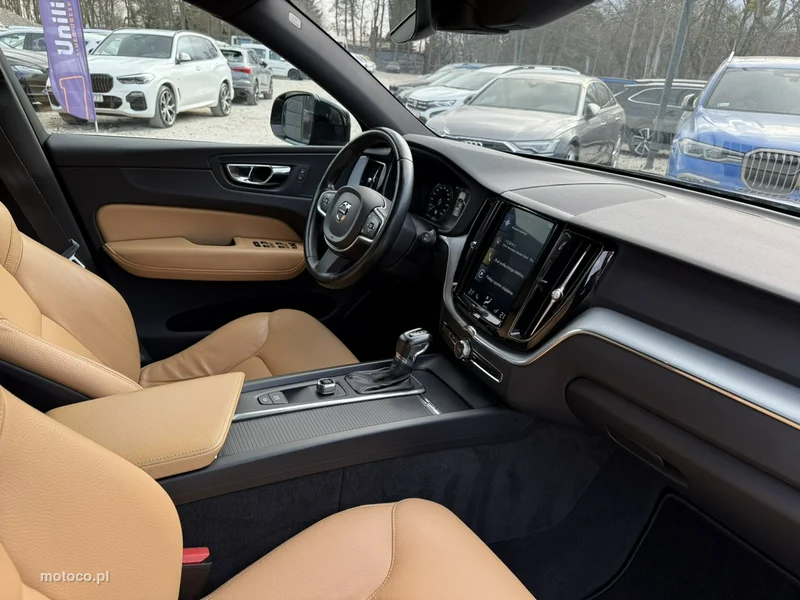 Volvo XC 60 13
