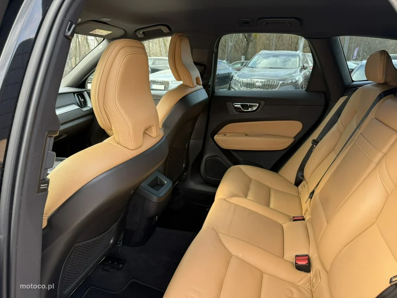 Volvo XC 60 17