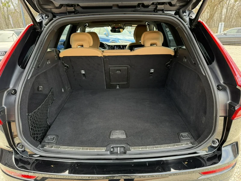 Volvo XC 60 9
