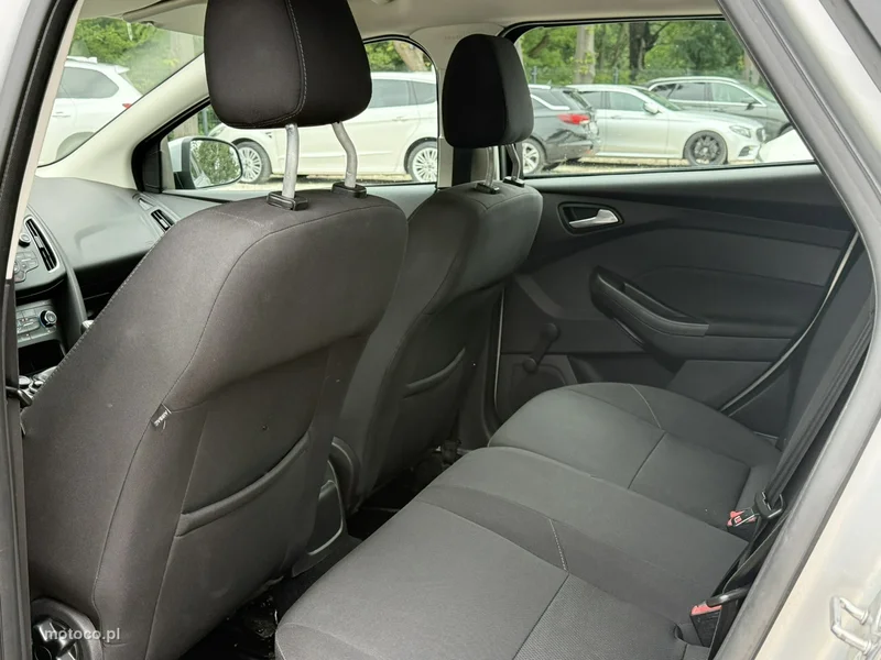 Ford Focus III 12