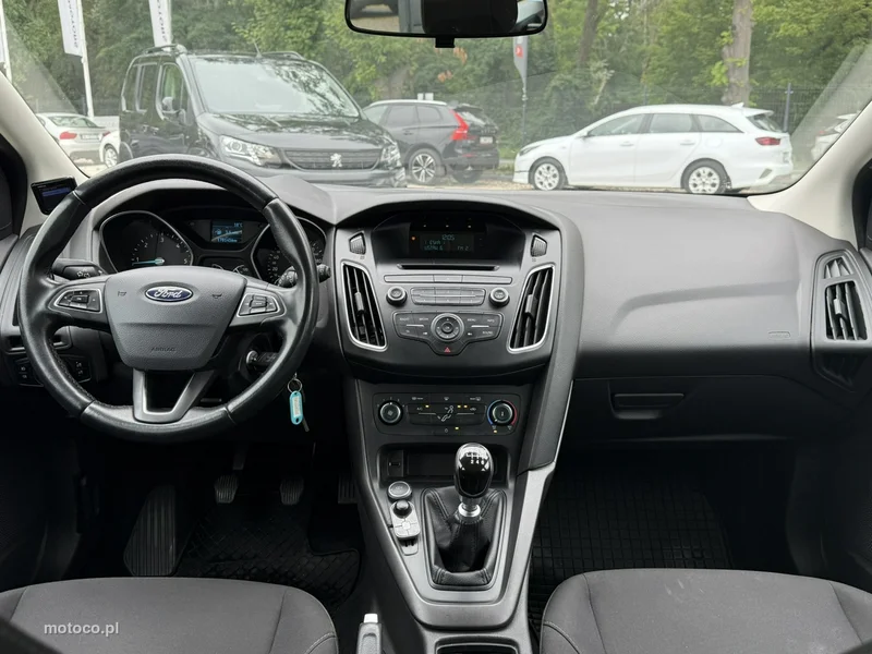 Ford Focus III 16
