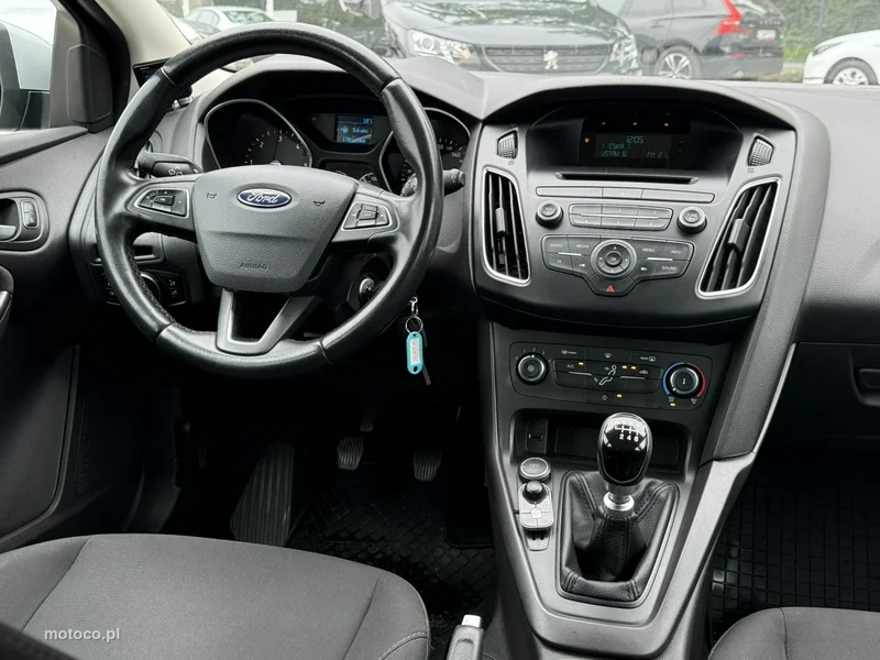 Ford Focus III 17