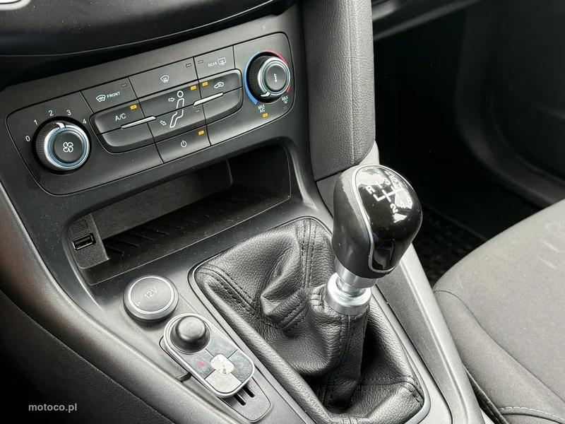 Ford Focus III 22