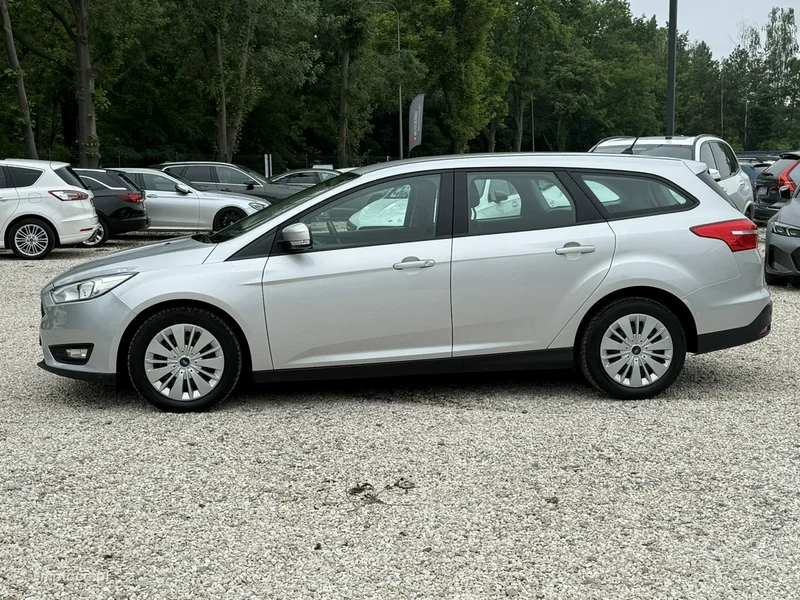 Ford Focus III 6