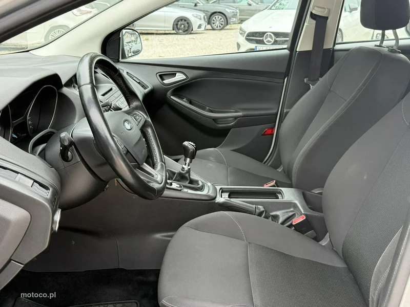 Ford Focus III 10