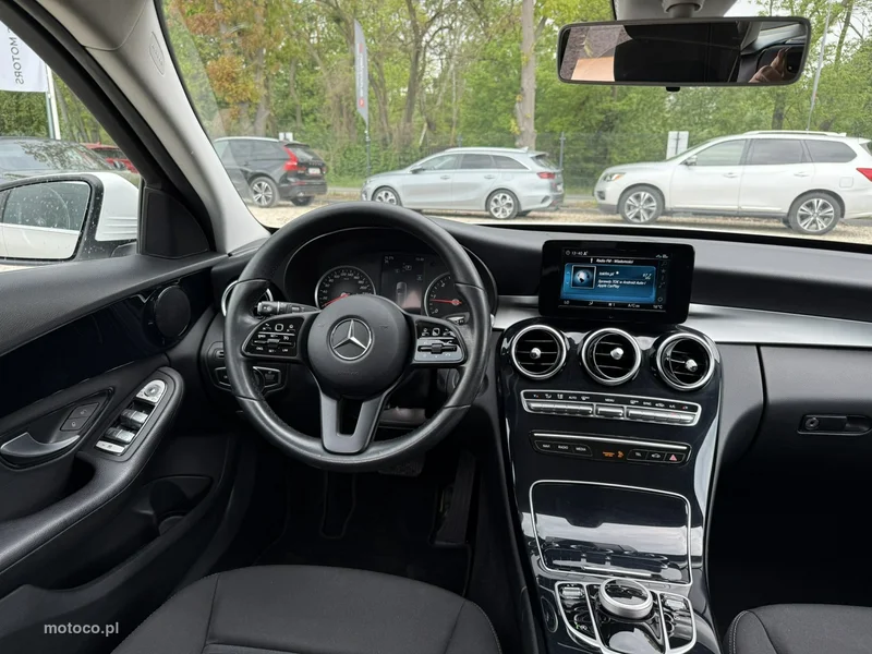 Mercedes-Benz Klasa C W205 C 220 20