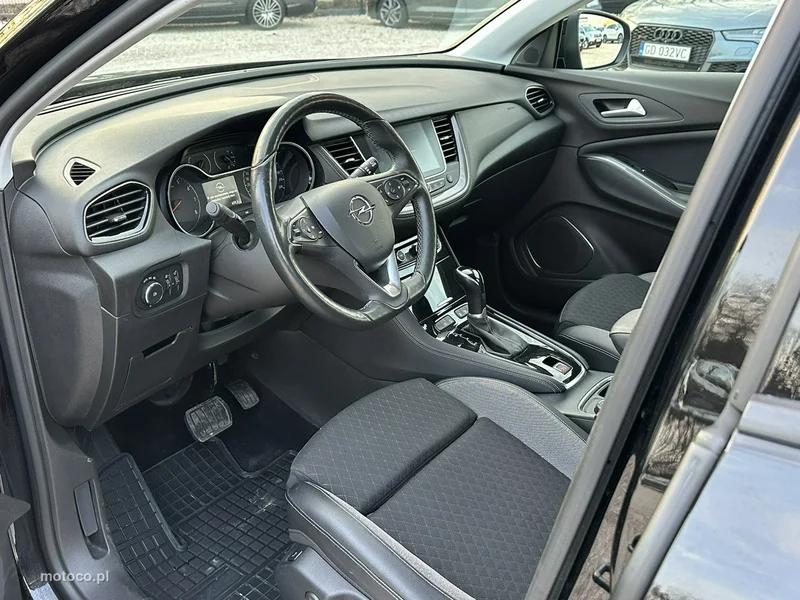 Opel Grandland X 11