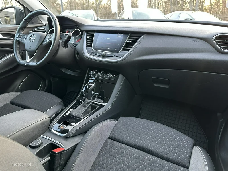 Opel Grandland X 22
